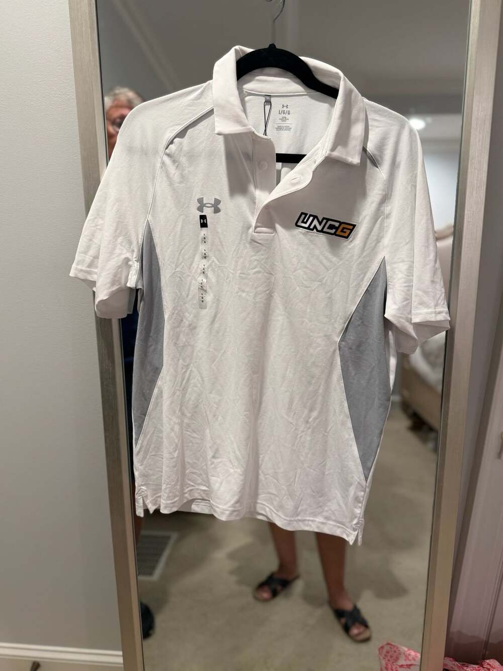Under Armour M's Title Polo Size L UNCG White Golf Shirt